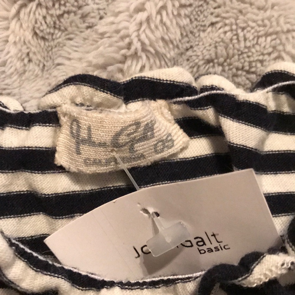 Striped cropped brandy top - Picture 3 of 3
